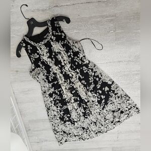 A PEA IN THE POD Maternity dress